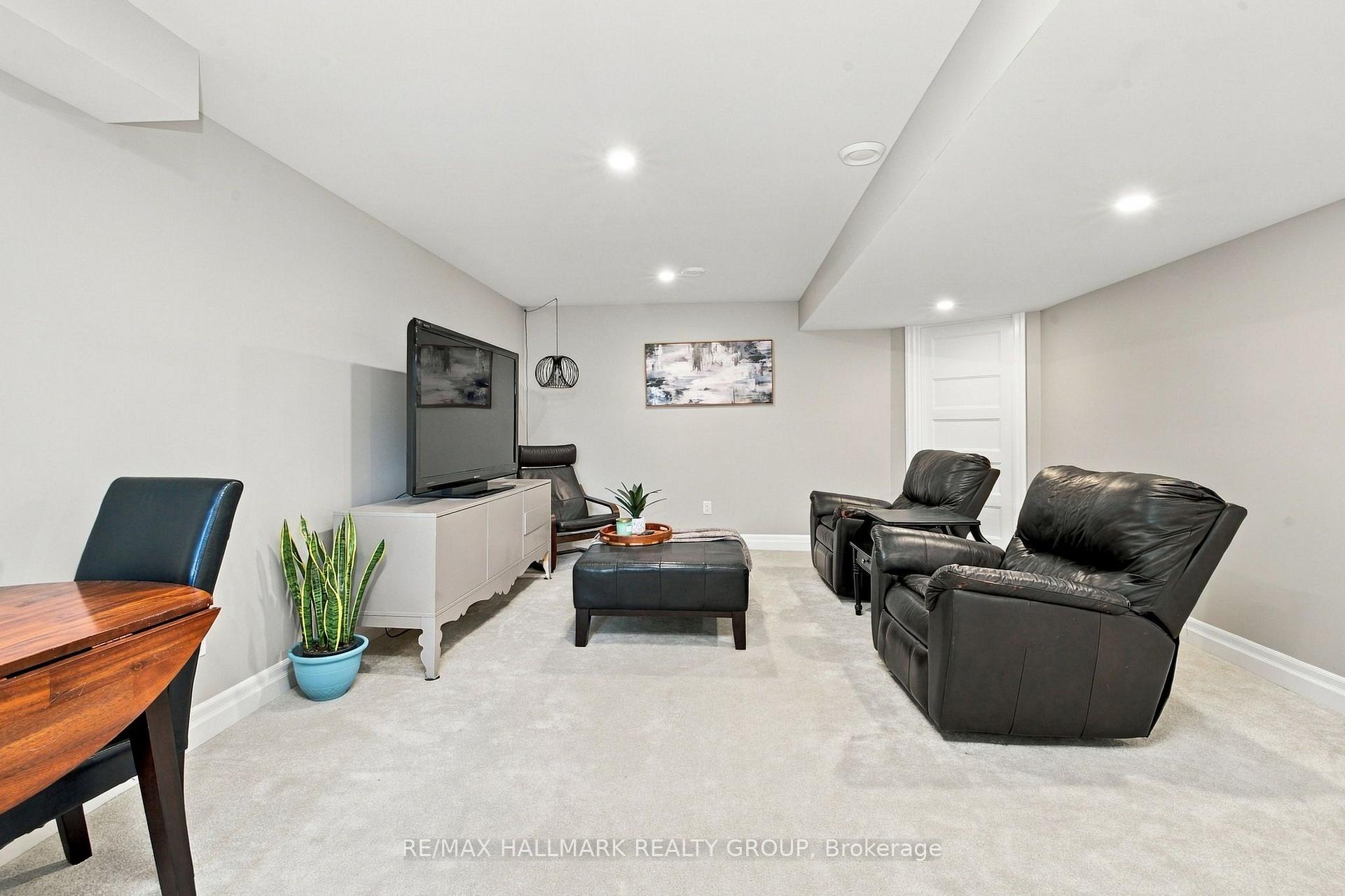 Photo 37 of 152 Argile Street, Casselman, Casselman — HOMEH