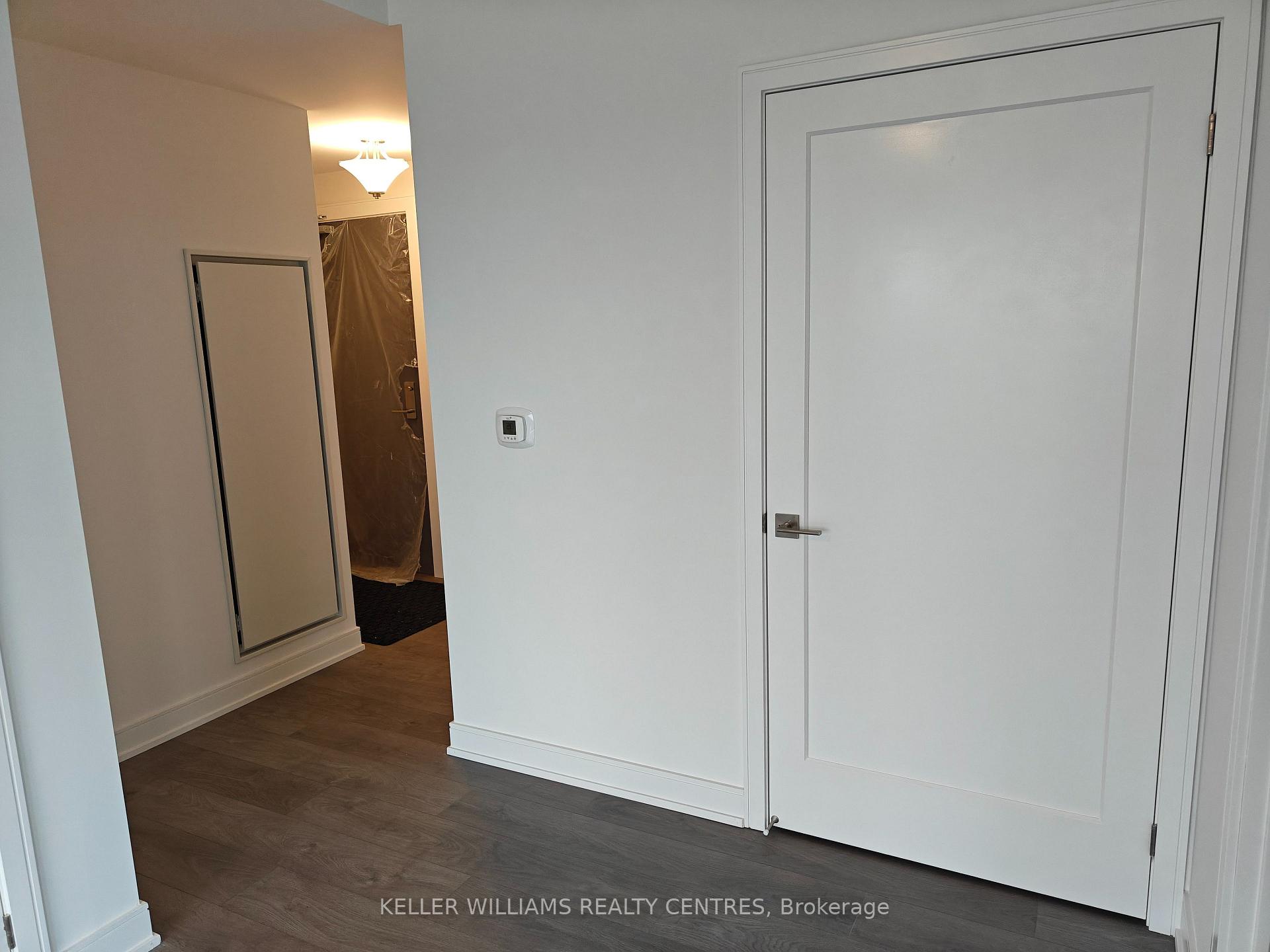 Photo 4 of Unit 1108, 705 Davis Drive, Newmarket, Huron Heights-Leslie Valley — HOMEH