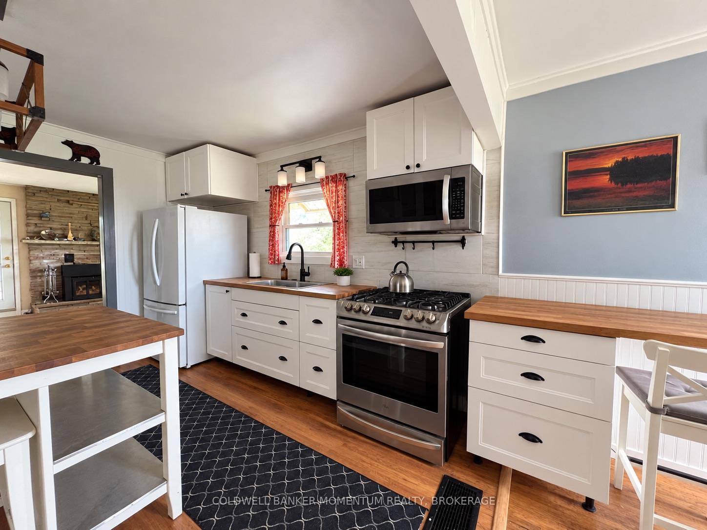 Photo 4 of 935 Twenty Road, Pelham, North Pelham — HOMEH