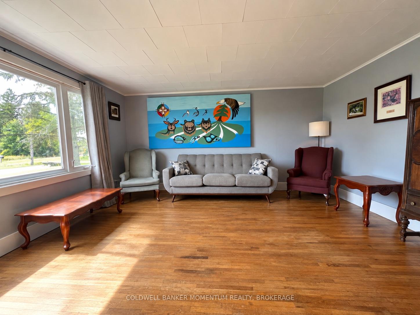 Photo 12 of 935 Twenty Road, Pelham, North Pelham — HOMEH