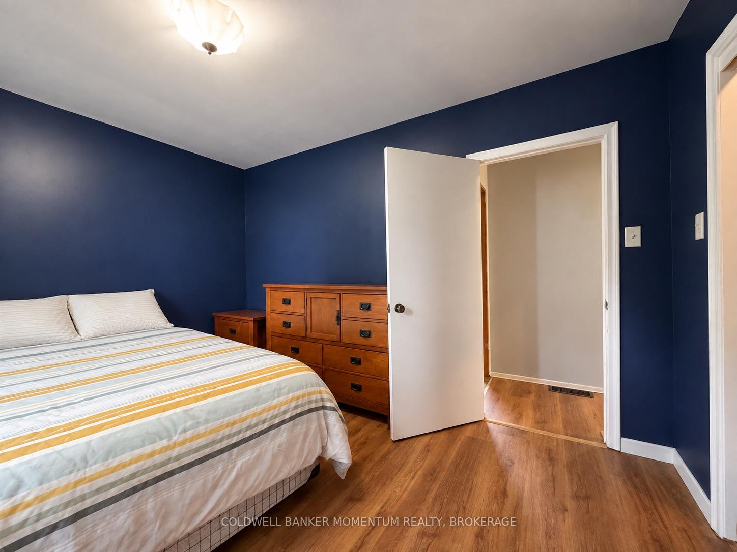 Photo 17 of 935 Twenty Road, Pelham, North Pelham — HOMEH