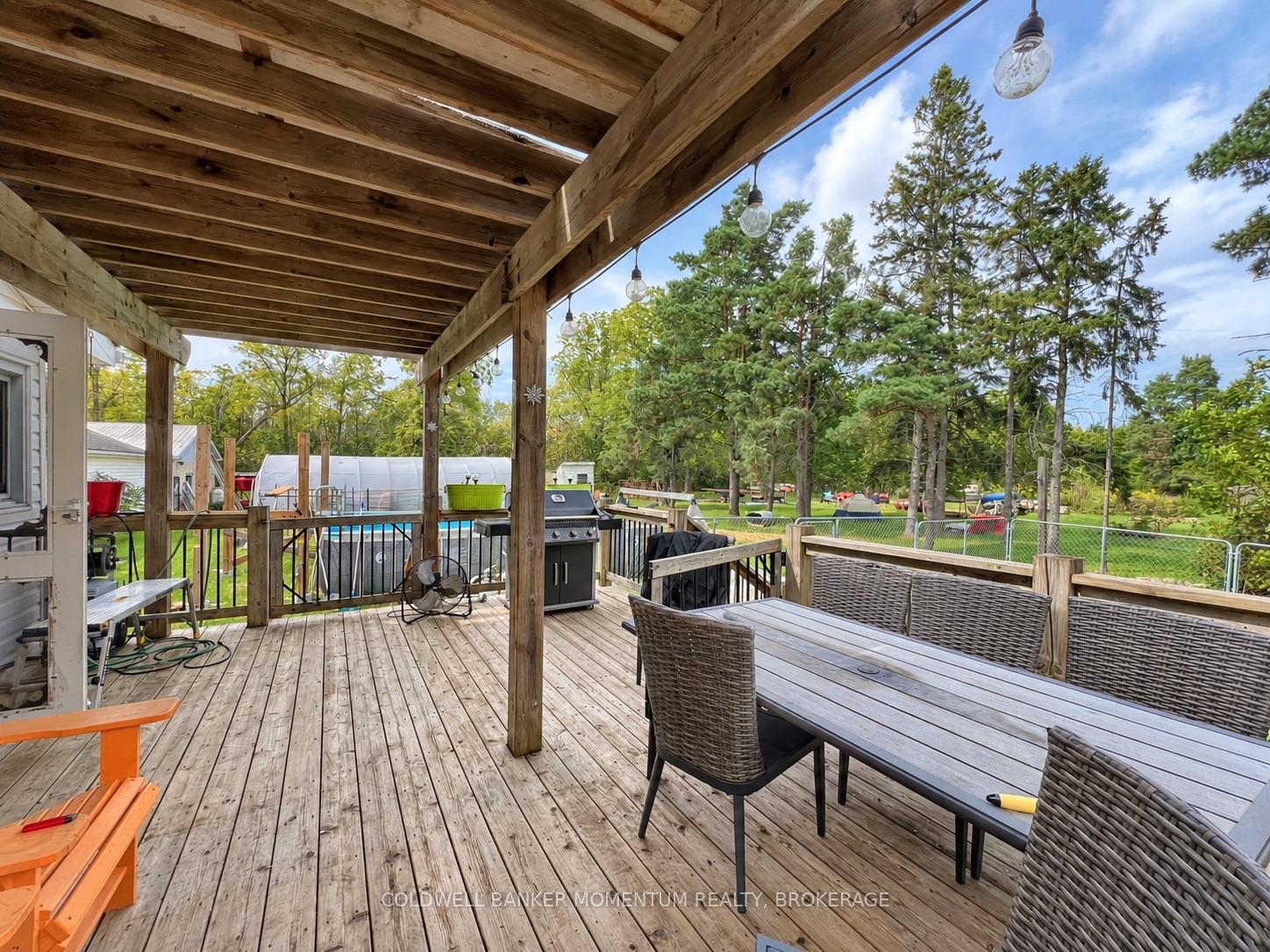 Photo 23 of 935 Twenty Road, Pelham, North Pelham — HOMEH