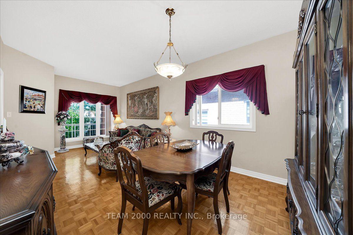 Photo 18 of 17 Brasswinds Court, Vaughan, West Woodbridge — HOMEH