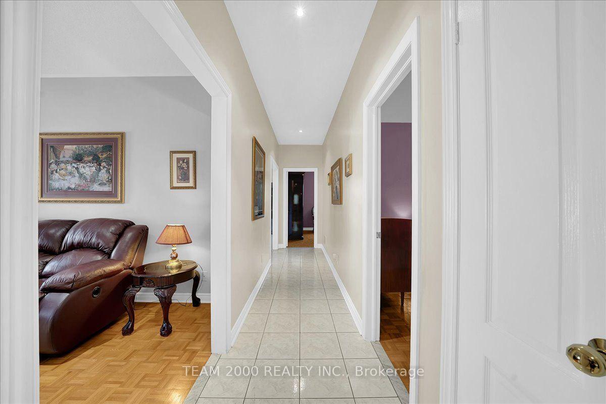 Photo 29 of 17 Brasswinds Court, Vaughan, West Woodbridge — HOMEH