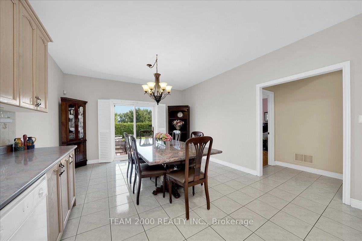 Photo 38 of 17 Brasswinds Court, Vaughan, West Woodbridge — HOMEH