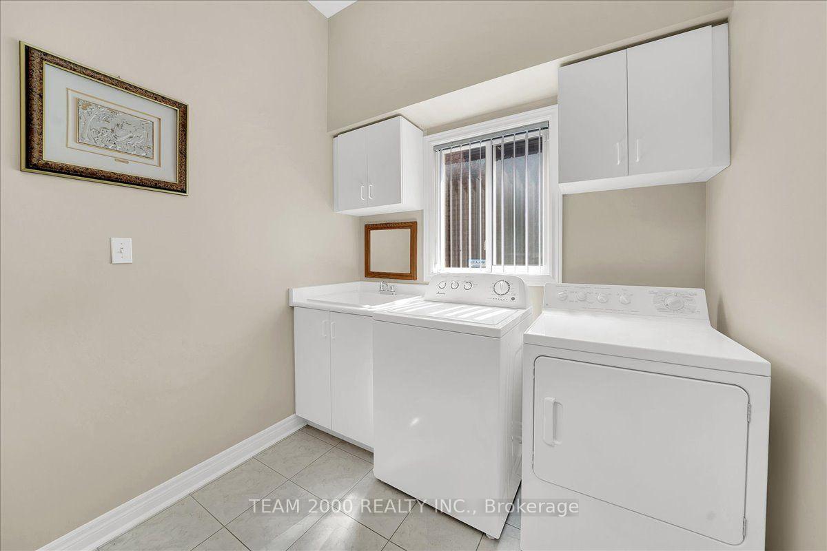 Photo 41 of 17 Brasswinds Court, Vaughan, West Woodbridge — HOMEH