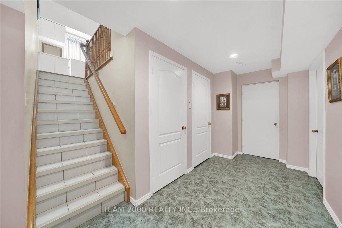 Photo 49 of 17 Brasswinds Court, Vaughan, West Woodbridge — HOMEH
