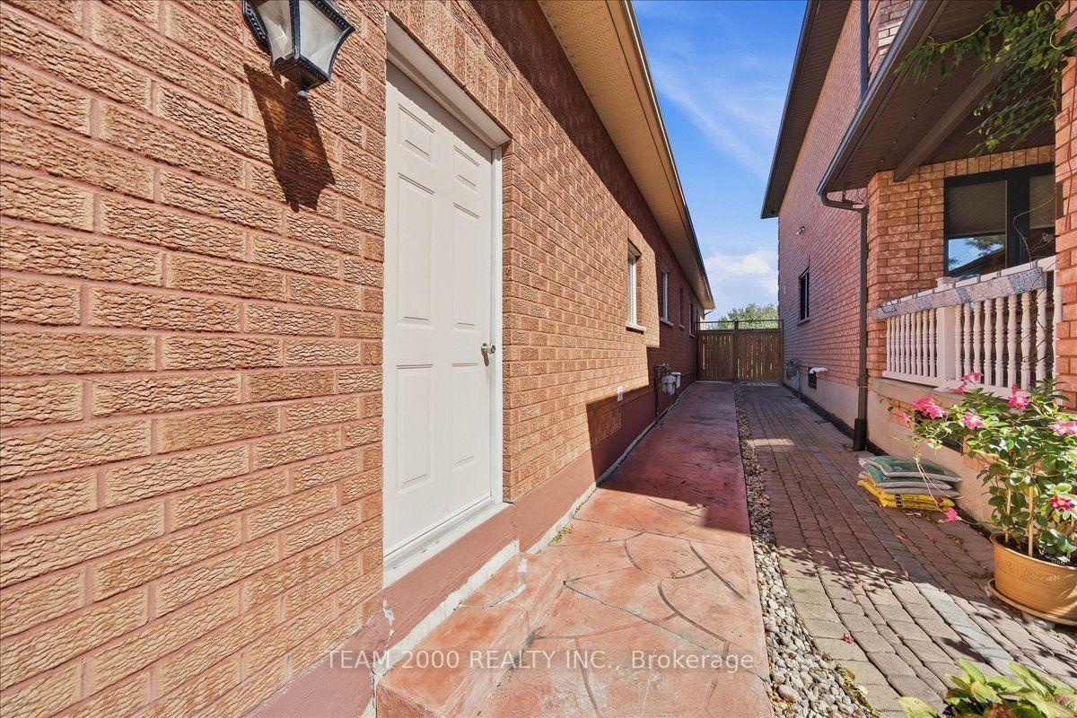 Photo 57 of 17 Brasswinds Court, Vaughan, West Woodbridge — HOMEH