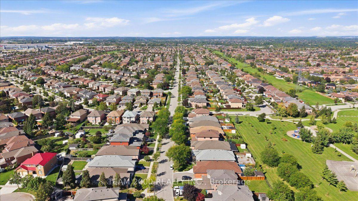 Photo 73 of 17 Brasswinds Court, Vaughan, West Woodbridge — HOMEH