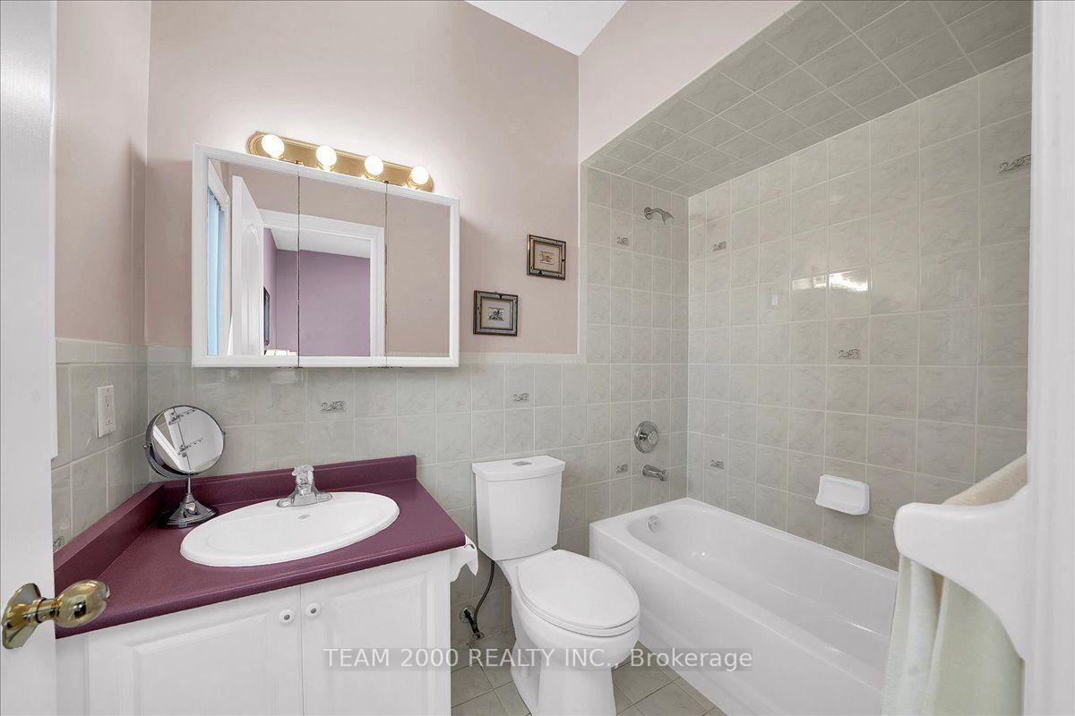 Photo 43 of 17 Brasswinds Court, Vaughan, West Woodbridge — HOMEH
