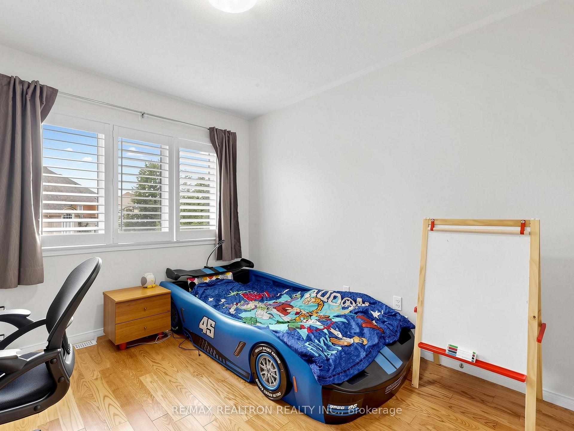 Photo 22 of 13 Stotts Crescent, Markham, Wismer — HOMEH