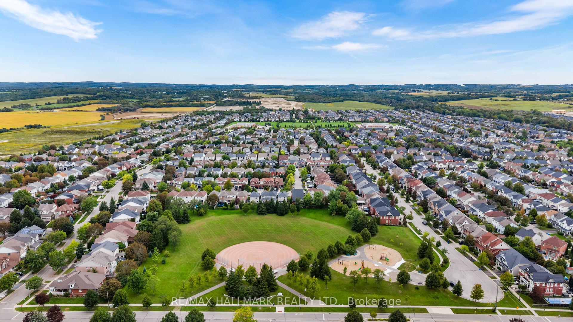 Photo 47 of 72 Melody Drive, Whitby, Brooklin — HOMEH