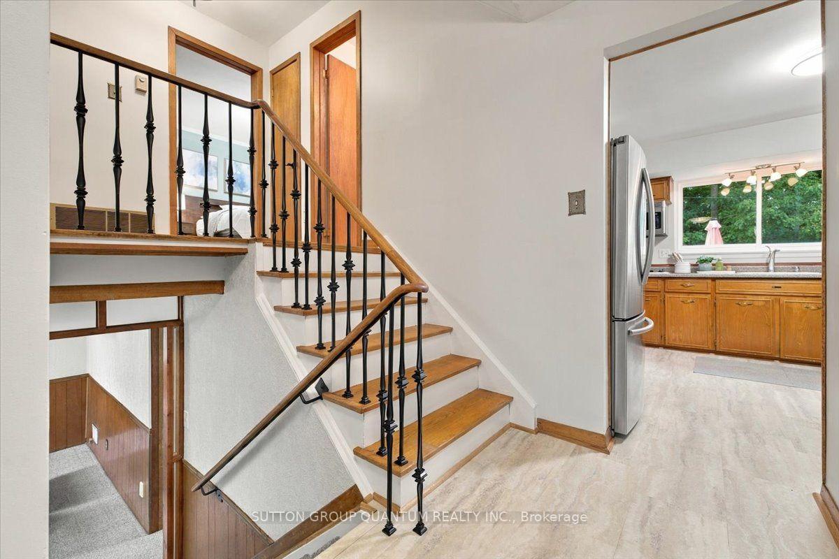 Photo 4 of 325 Erindale Drive, Burlington, Appleby — HOMEH