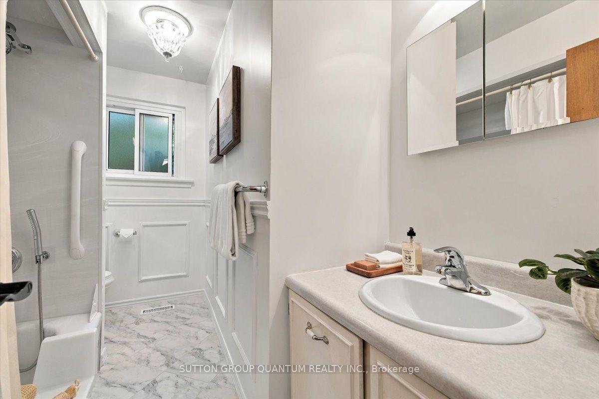 Photo 22 of 325 Erindale Drive, Burlington, Appleby — HOMEH