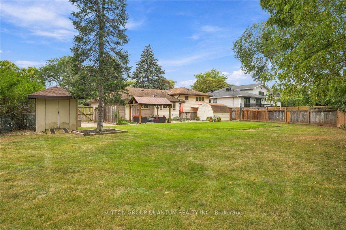 Photo 32 of 325 Erindale Drive, Burlington, Appleby — HOMEH