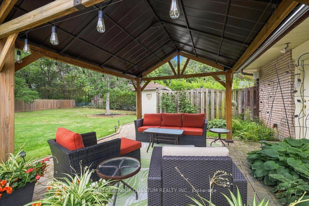 Photo 35 of 325 Erindale Drive, Burlington, Appleby — HOMEH