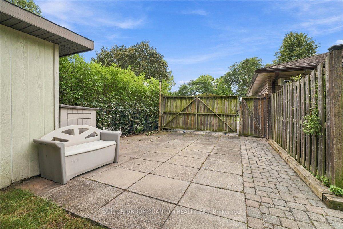 Photo 37 of 325 Erindale Drive, Burlington, Appleby — HOMEH