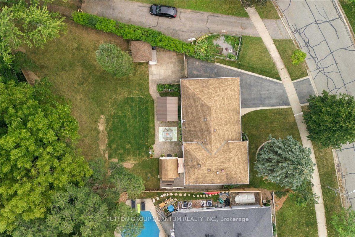 Photo 39 of 325 Erindale Drive, Burlington, Appleby — HOMEH