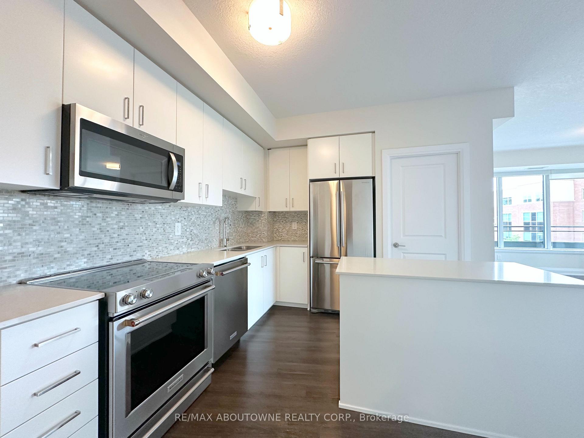 Photo 3 of Unit 421, 2333 Taunton Road, Oakville, River Oaks — HOMEH