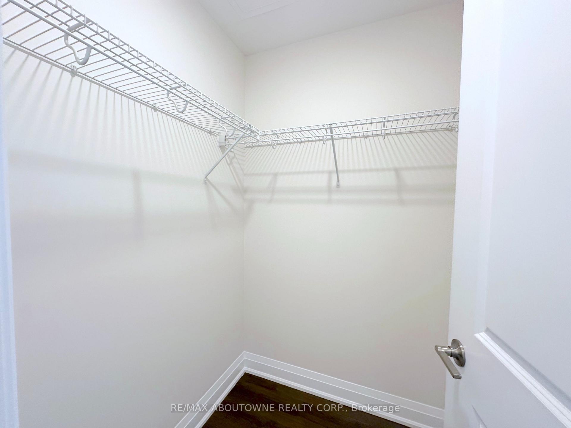 Photo 11 of Unit 421, 2333 Taunton Road, Oakville, River Oaks — HOMEH
