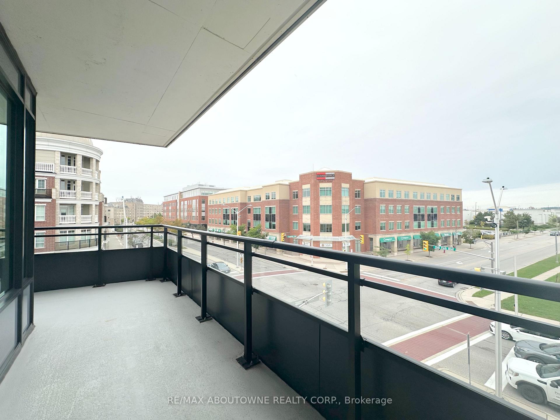 Photo 16 of Unit 421, 2333 Taunton Road, Oakville, River Oaks — HOMEH