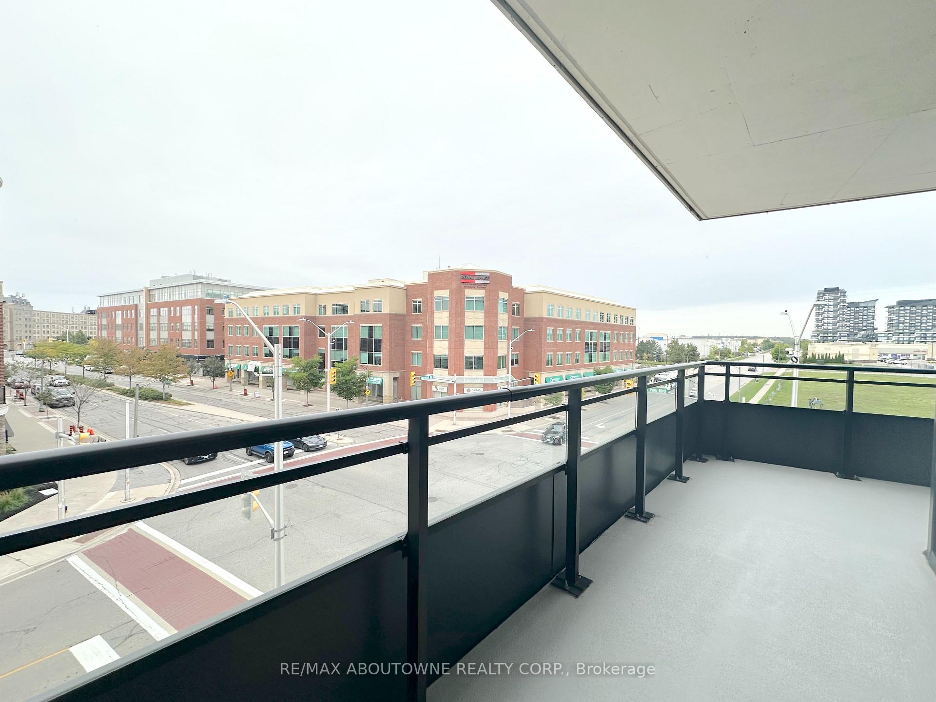 Photo 17 of Unit 421, 2333 Taunton Road, Oakville, River Oaks — HOMEH