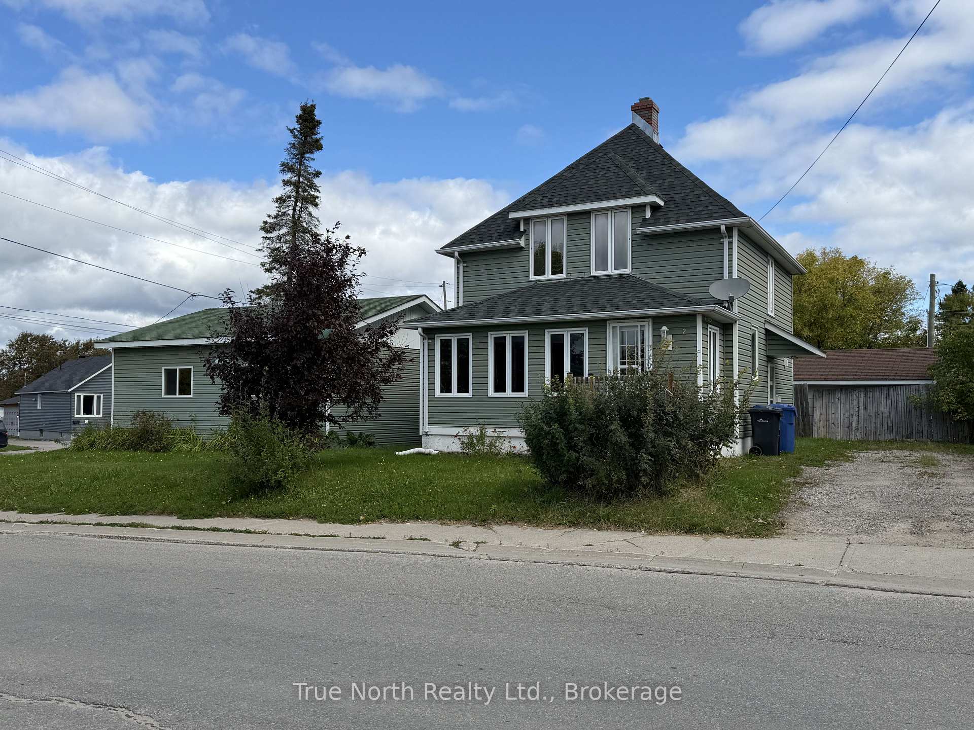 Photo of 2 Sheppard Street