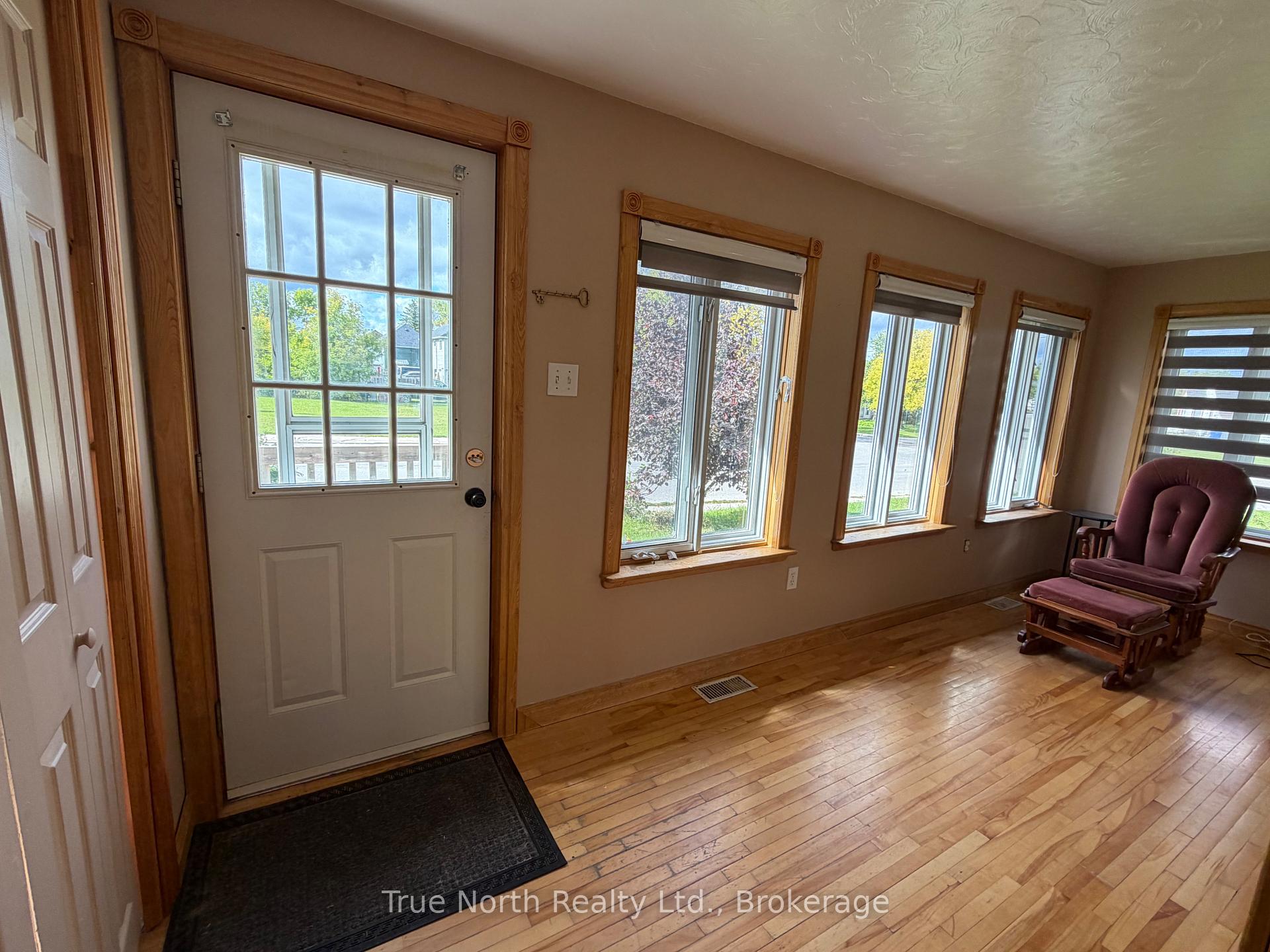 Photo 11 of 2 Sheppard Street, Kapuskasing — HOMEH