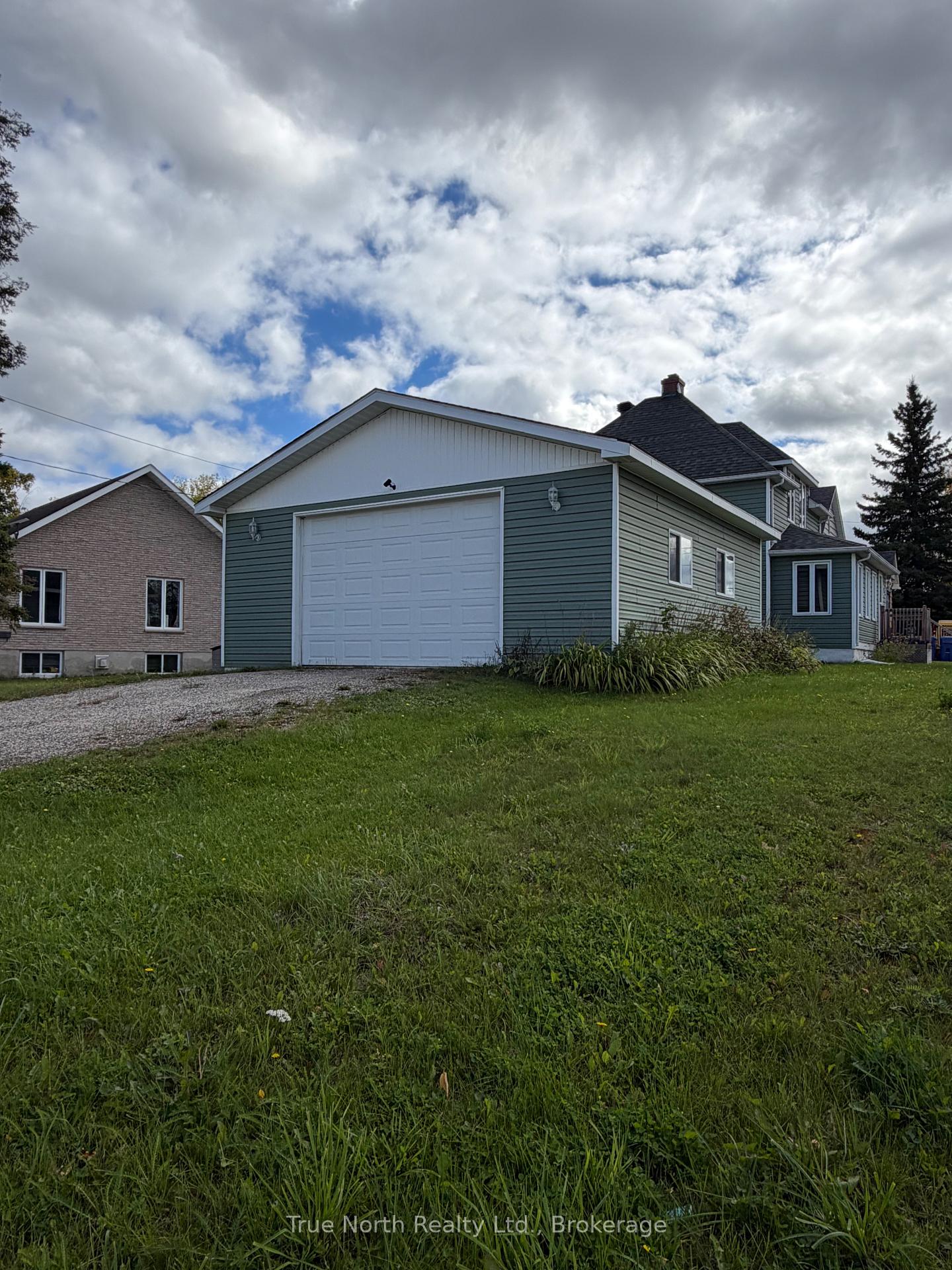 Photo 35 of 2 Sheppard Street, Kapuskasing — HOMEH