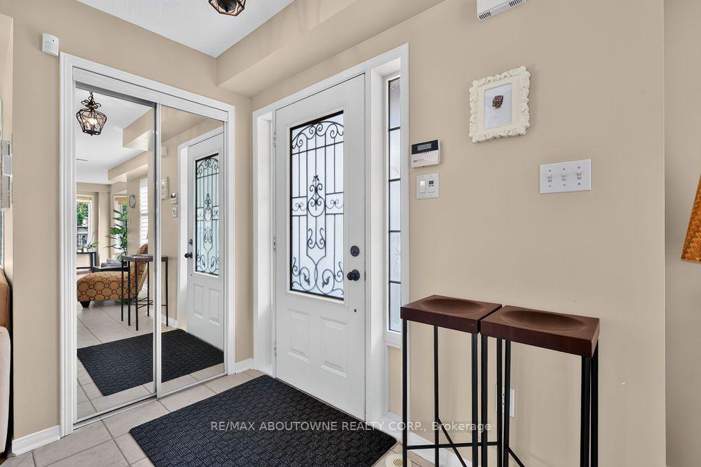 Photo 9 of 2261 Seton Crescent, Burlington, Orchard — HOMEH