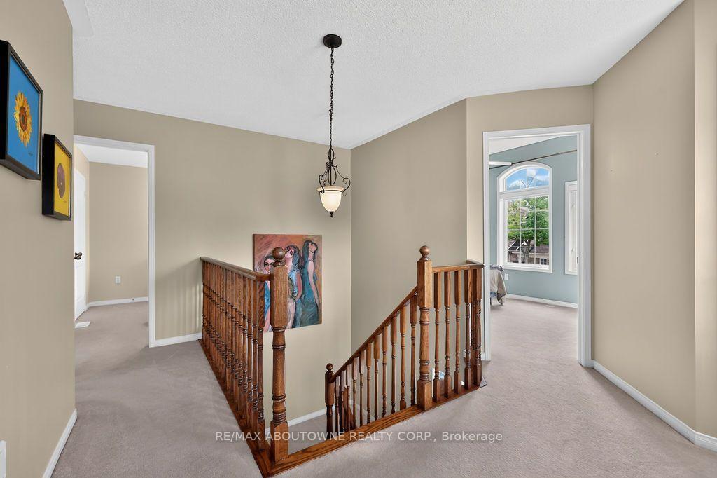 Photo 21 of 2261 Seton Crescent, Burlington, Orchard — HOMEH