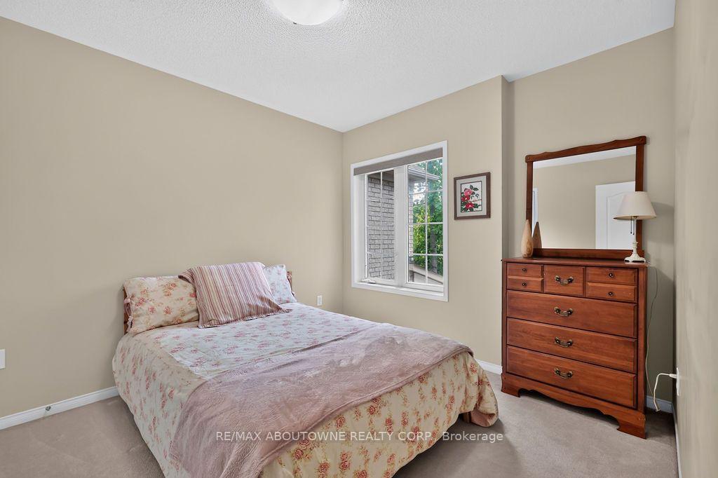 Photo 31 of 2261 Seton Crescent, Burlington, Orchard — HOMEH