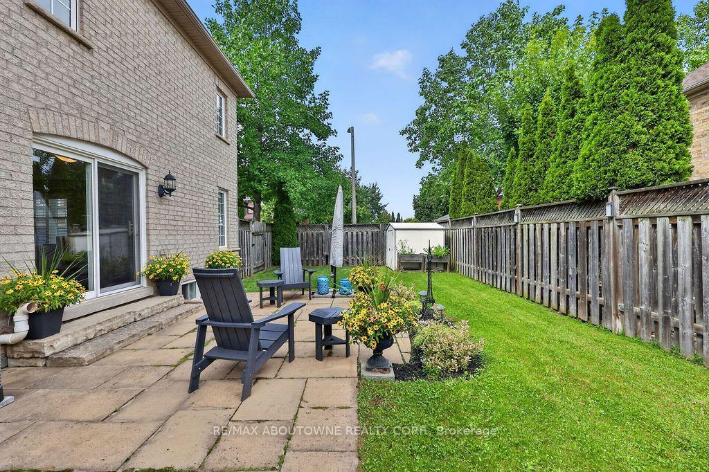 Photo 44 of 2261 Seton Crescent, Burlington, Orchard — HOMEH