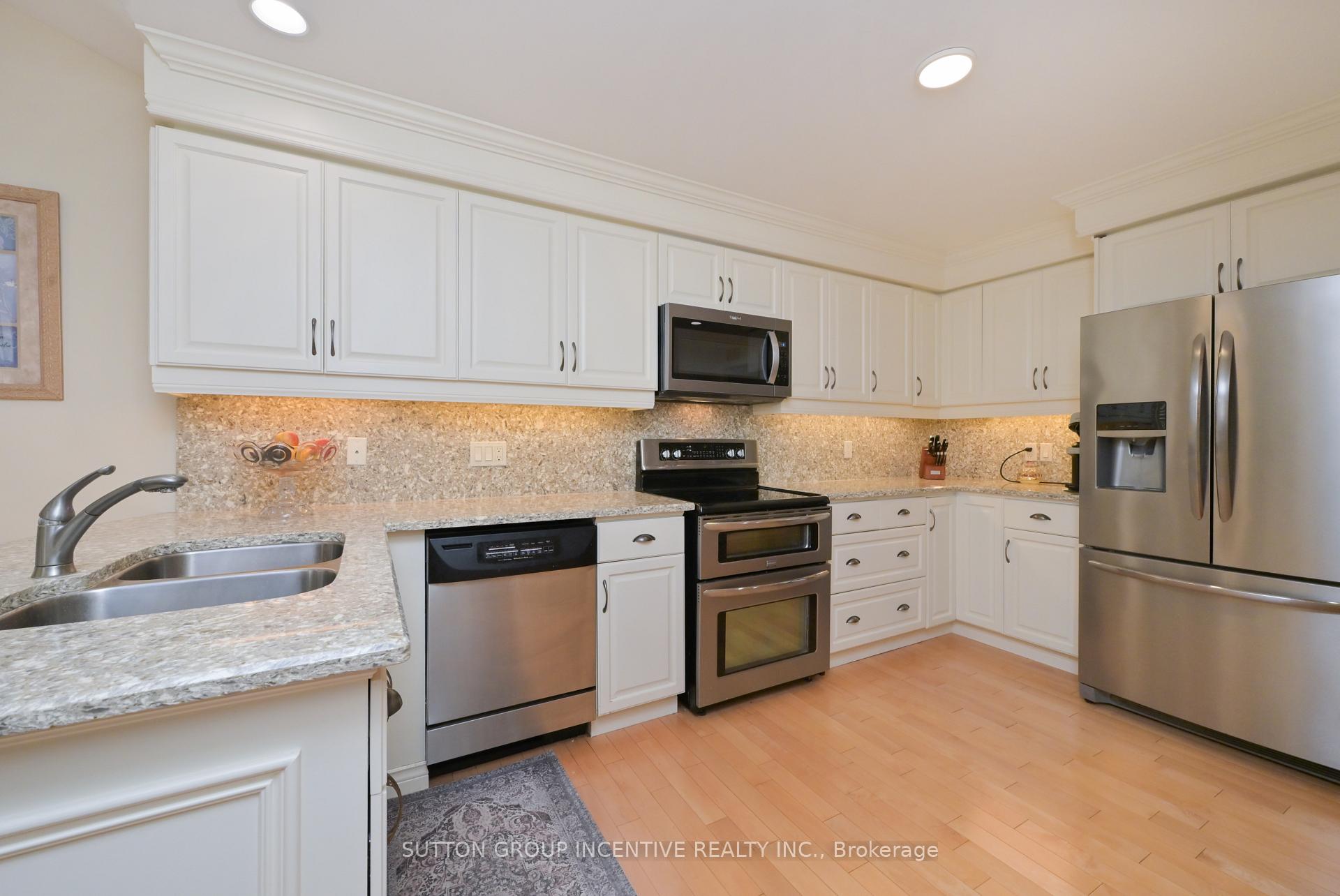 Photo 7 of 53 Sunset Boulevard, New Tecumseth, Alliston — HOMEH