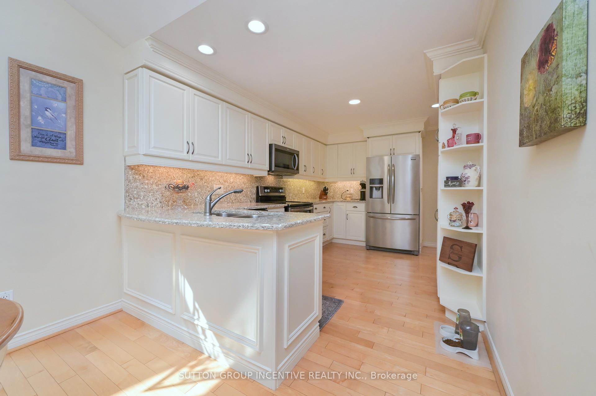 Photo 8 of 53 Sunset Boulevard, New Tecumseth, Alliston — HOMEH