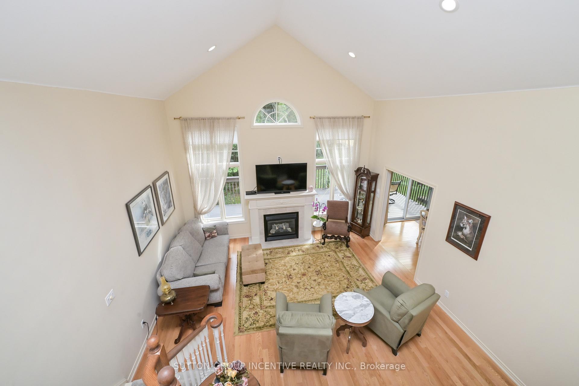 Photo 21 of 53 Sunset Boulevard, New Tecumseth, Alliston — HOMEH