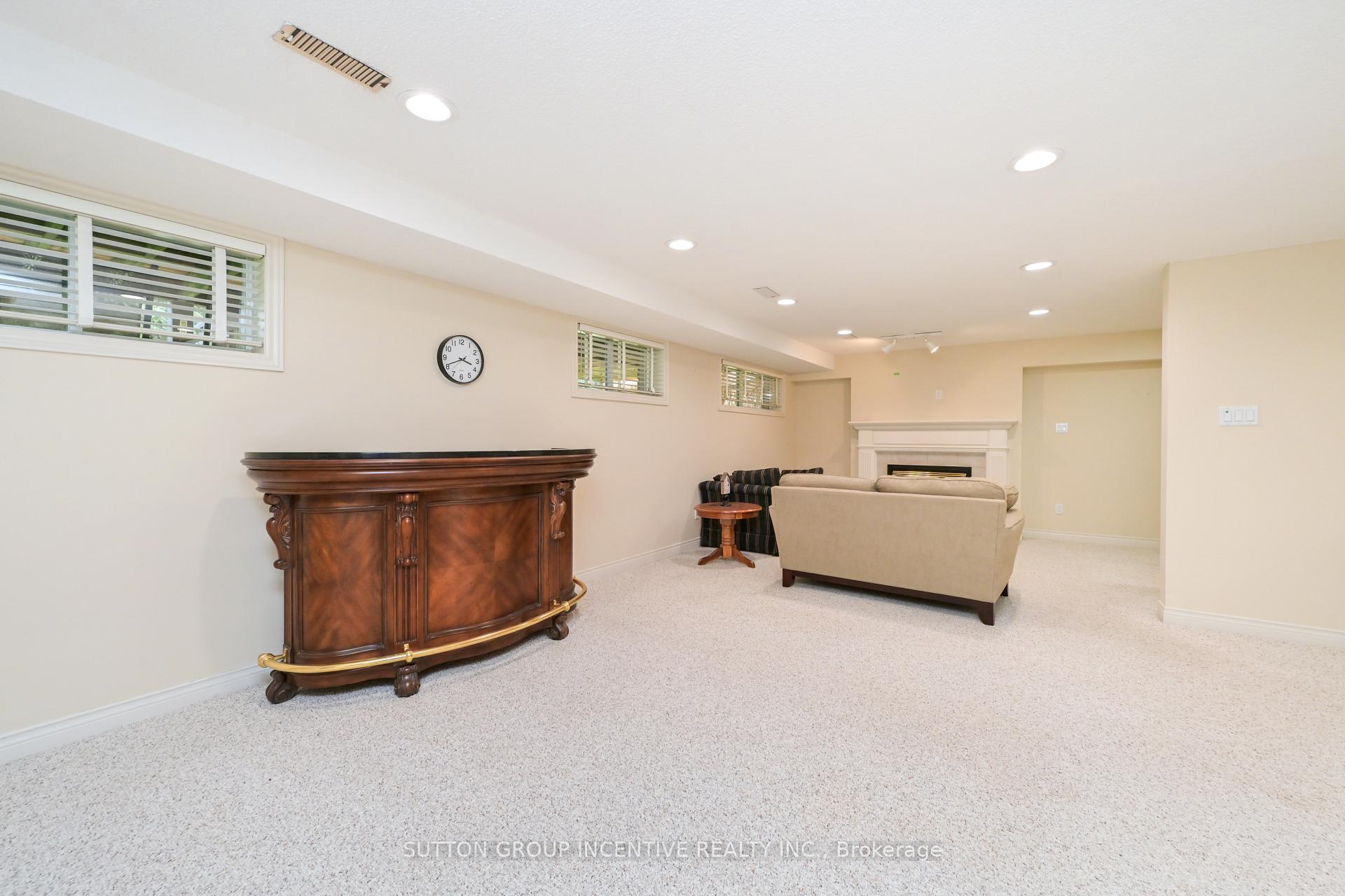 Photo 24 of 53 Sunset Boulevard, New Tecumseth, Alliston — HOMEH