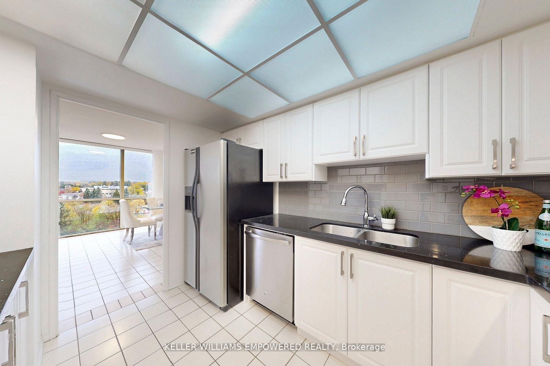 Photo 10 of Unit 707, 20 Harding Boulevard W, Richmond Hill, North Richvale — HOMEH