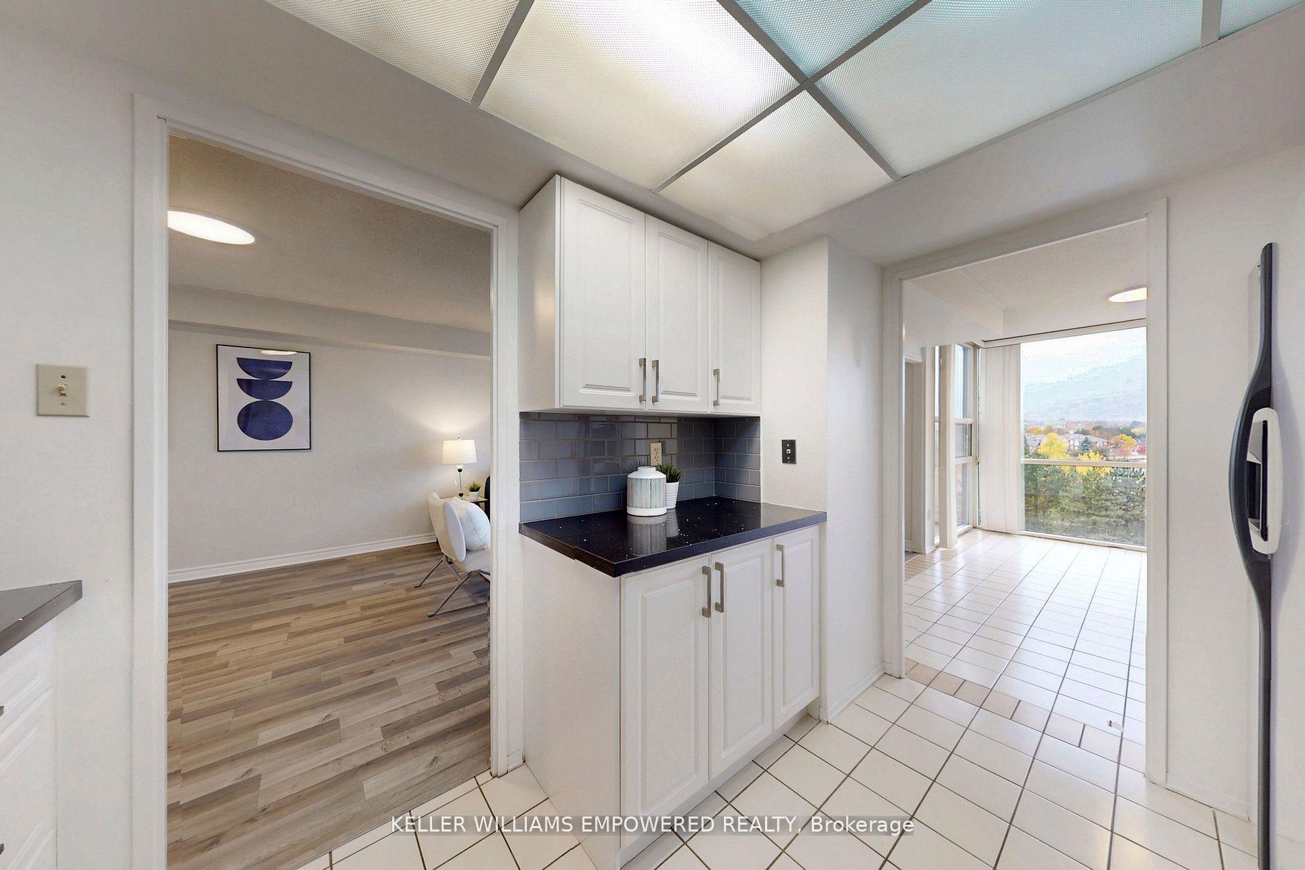 Photo 11 of Unit 707, 20 Harding Boulevard W, Richmond Hill, North Richvale — HOMEH