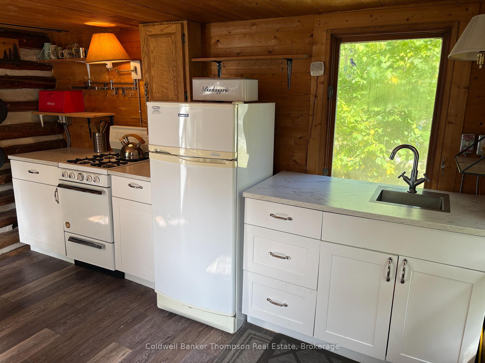 Photo 7 of 215B Paisley Road, Joly — HOMEH