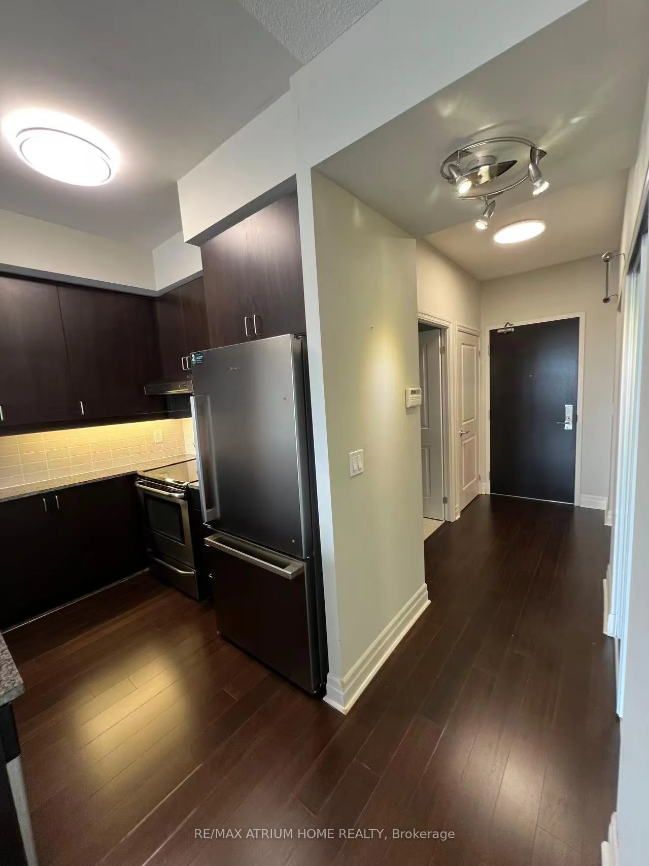 Photo 4 of Unit 704, 8110 Birchmount Road, Markham, Unionville — HOMEH