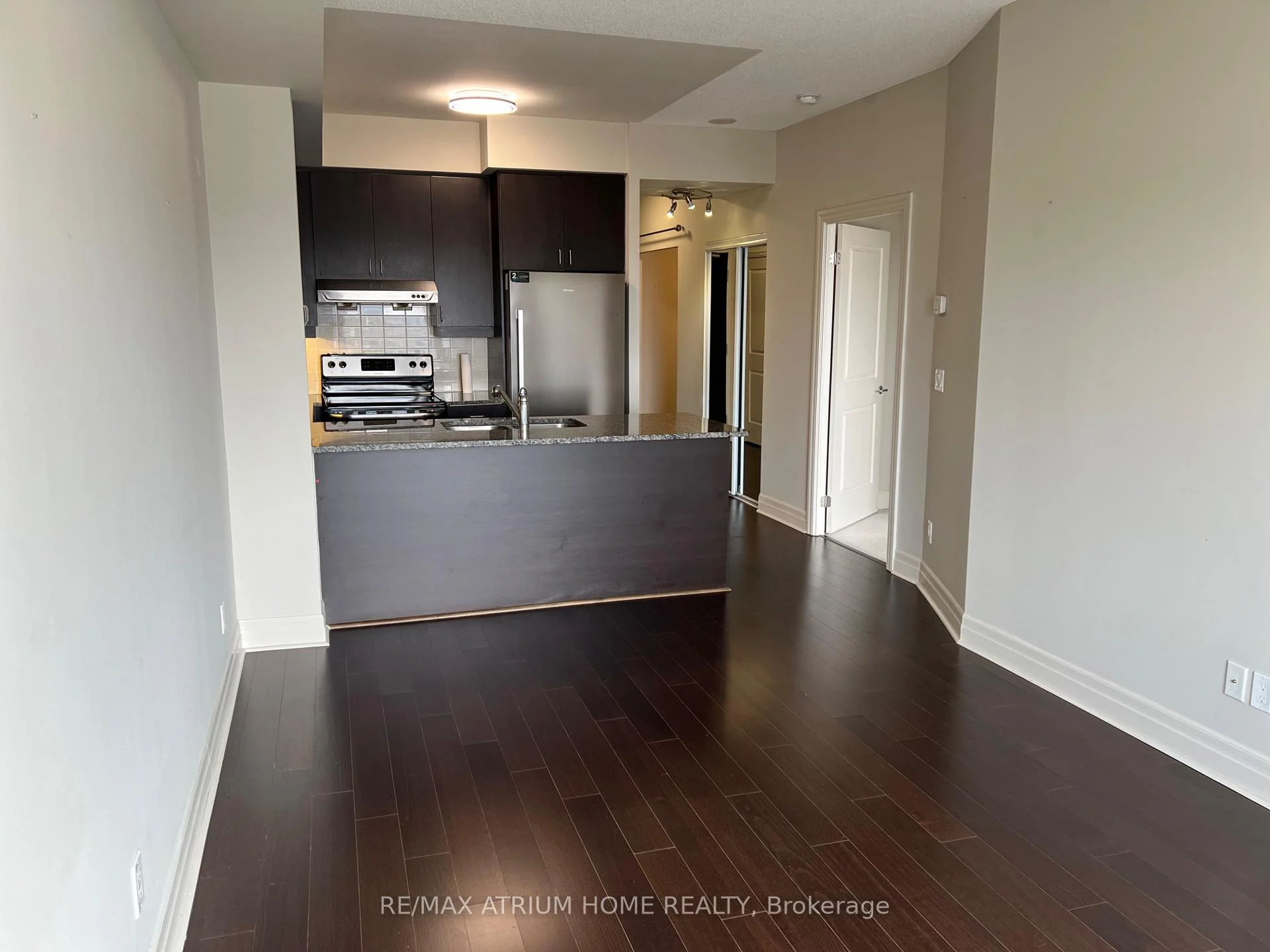 Photo 7 of Unit 704, 8110 Birchmount Road, Markham, Unionville — HOMEH