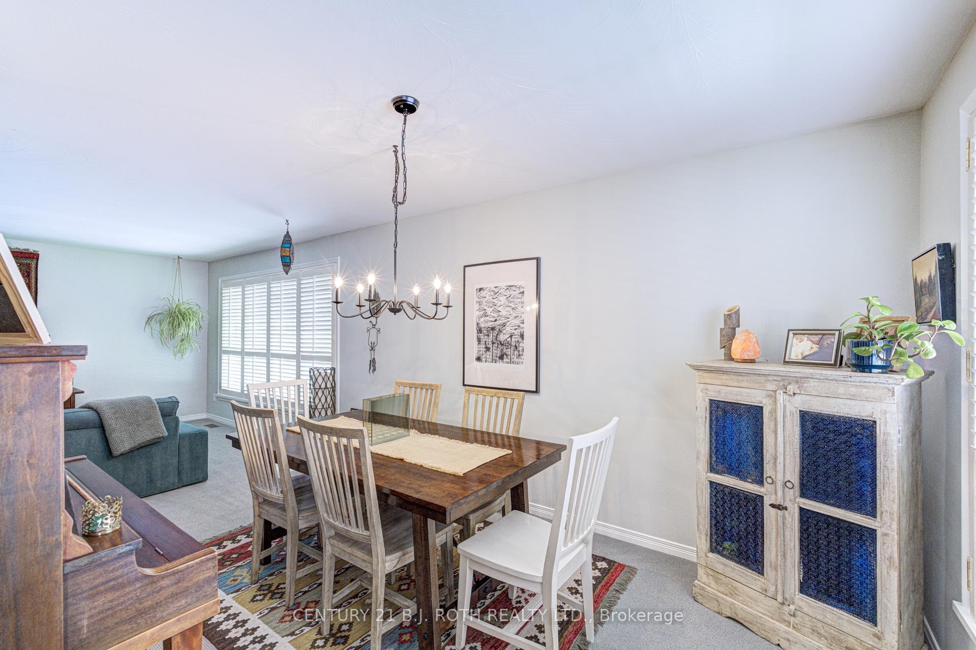 Photo 12 of 109 Wincott Drive, Etobicoke, Kingsview Village-The Westway — HOMEH