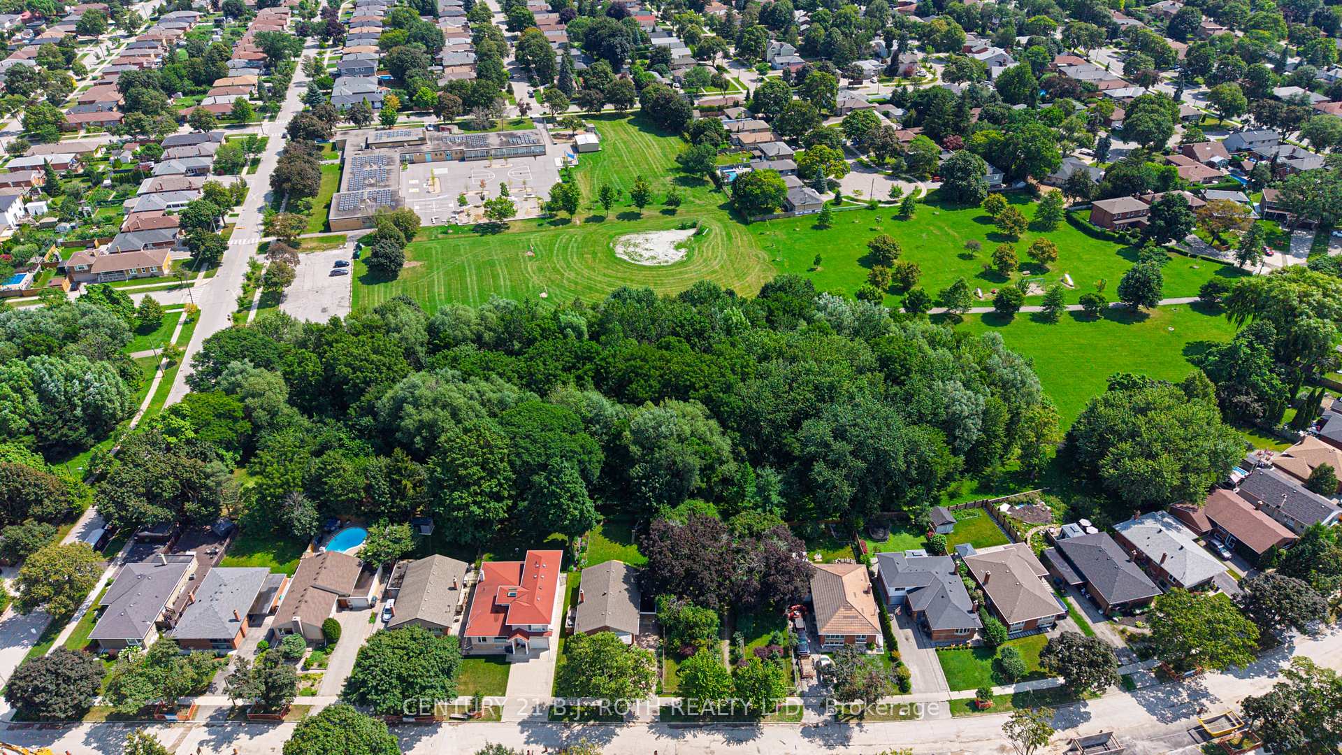 Photo 40 of 109 Wincott Drive, Etobicoke, Kingsview Village-The Westway — HOMEH