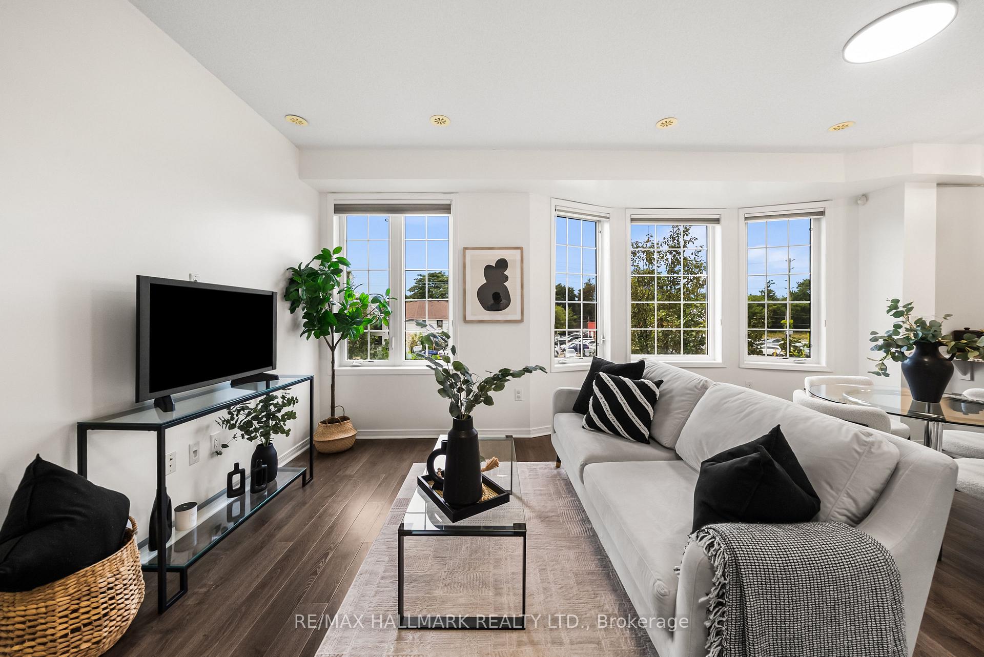 Photo 15 of Unit 52, 4689 Kingston Road, Scarborough, West Hill — HOMEH