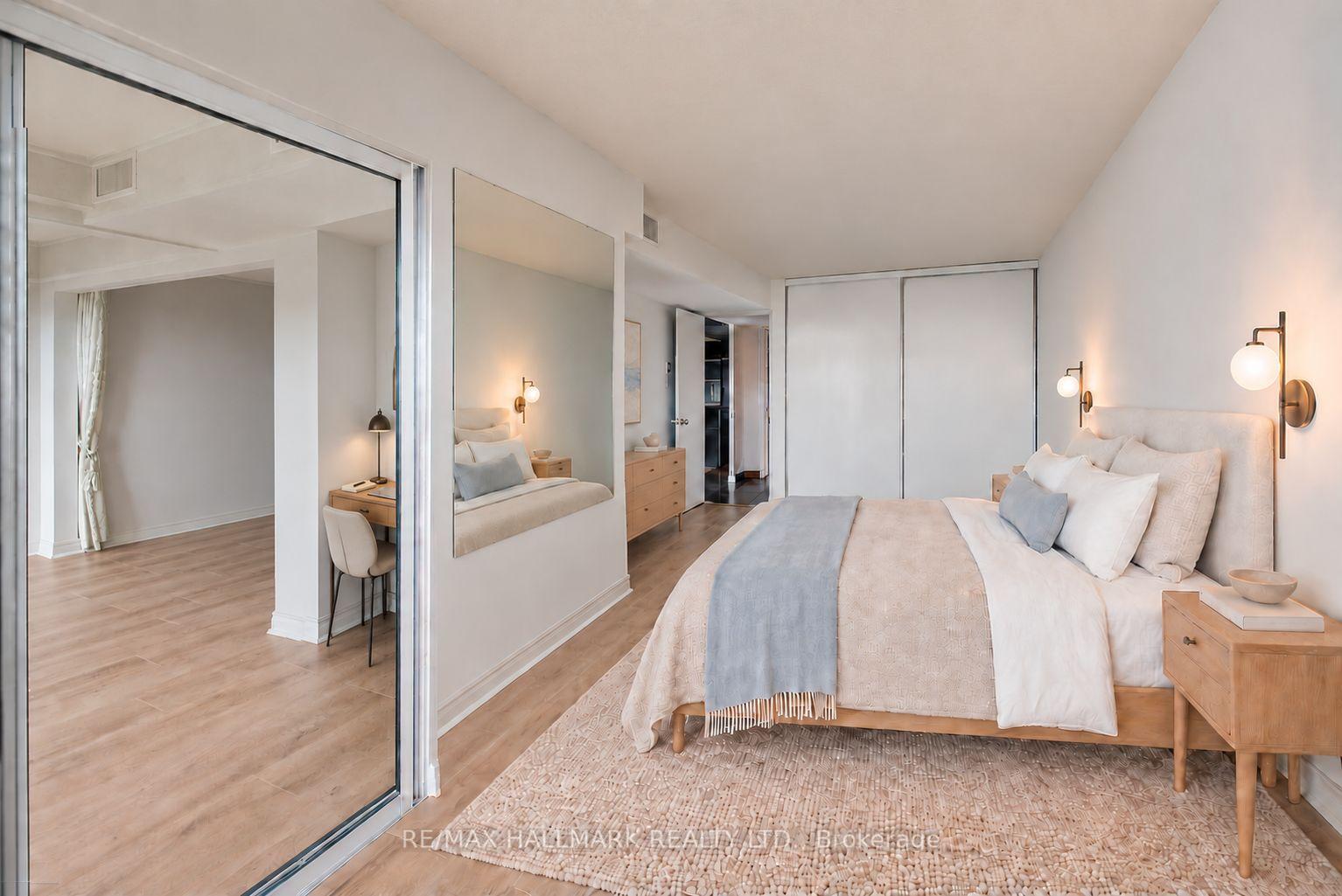 Photo 17 of Unit 812, 65 Scadding Avenue, Toronto, Waterfront Communities — HOMEH