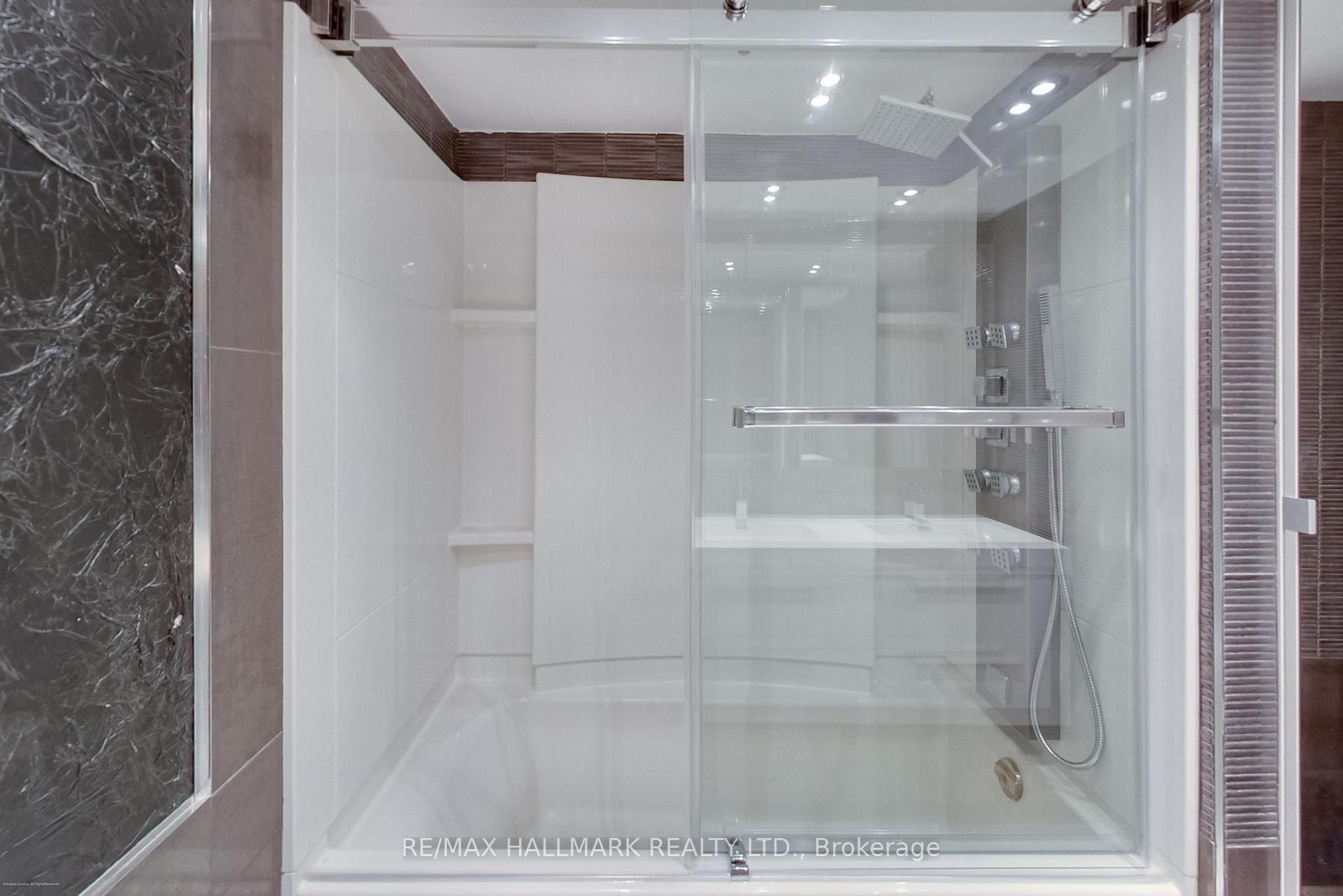 Photo 22 of Unit 812, 65 Scadding Avenue, Toronto, Waterfront Communities — HOMEH