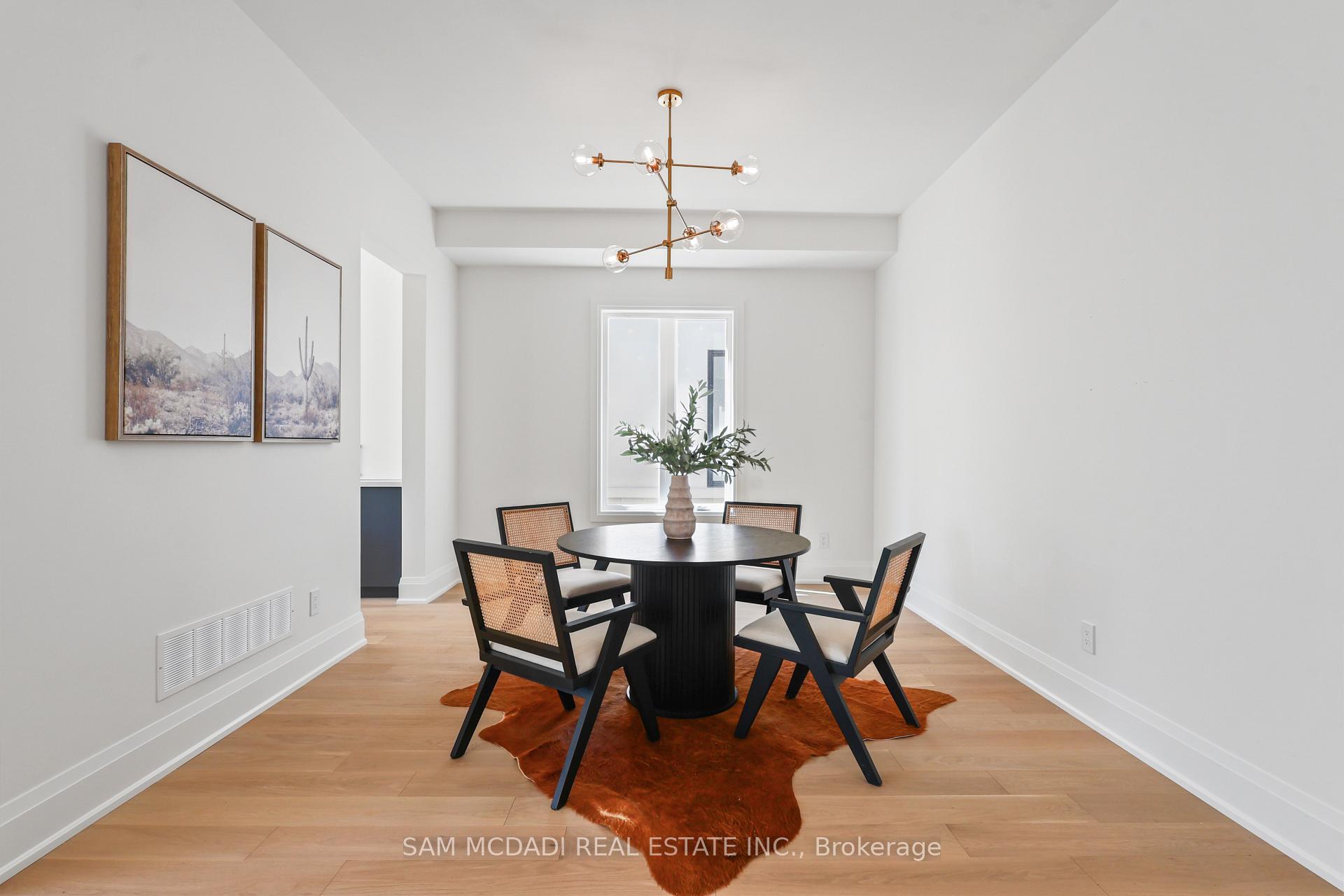 Photo 7 of 2350 Eighth Line, Oakville, Wedgewood Creek — HOMEH