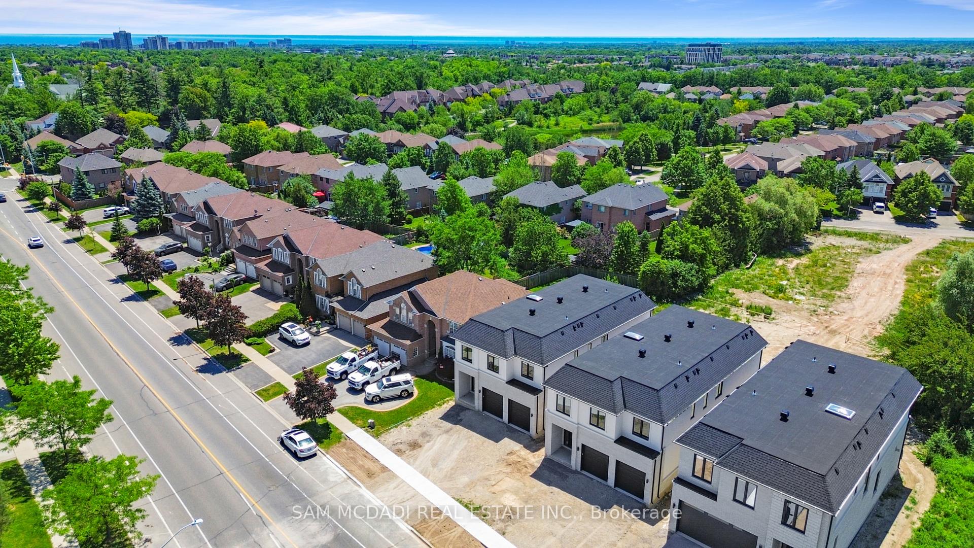 Photo 49 of 2350 Eighth Line, Oakville, Wedgewood Creek — HOMEH