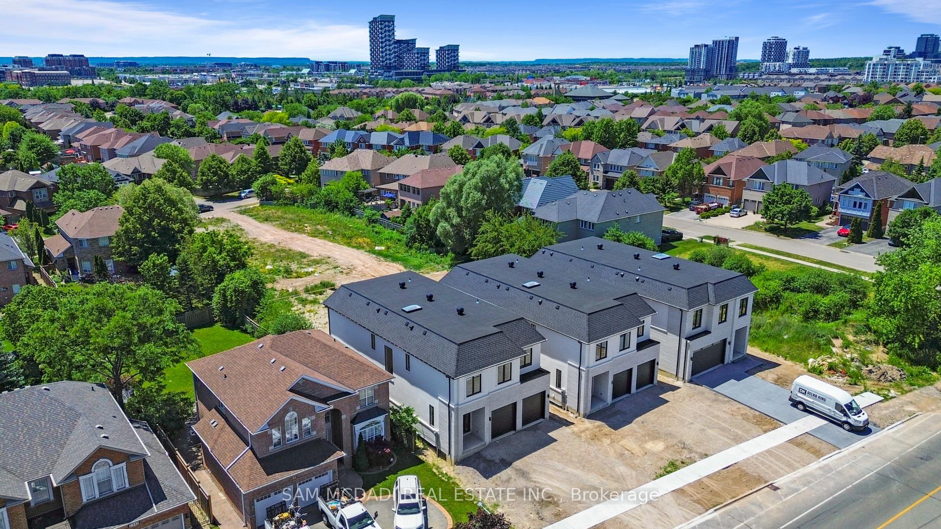 Photo 50 of 2350 Eighth Line, Oakville, Wedgewood Creek — HOMEH